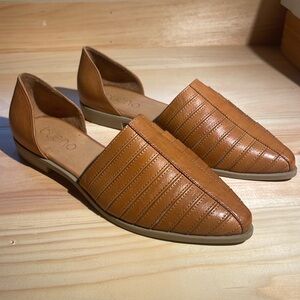 NWOT Bueno Caramel Leather Mules Size 38/7.5